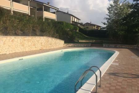 Casa Alessandro Con Piscina Lago Di Garda Salionze Esterno foto